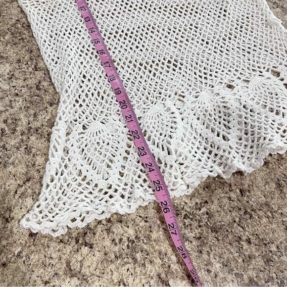 i.e. Soft White Crochet Women's Top Size L - Picture 6 of 8